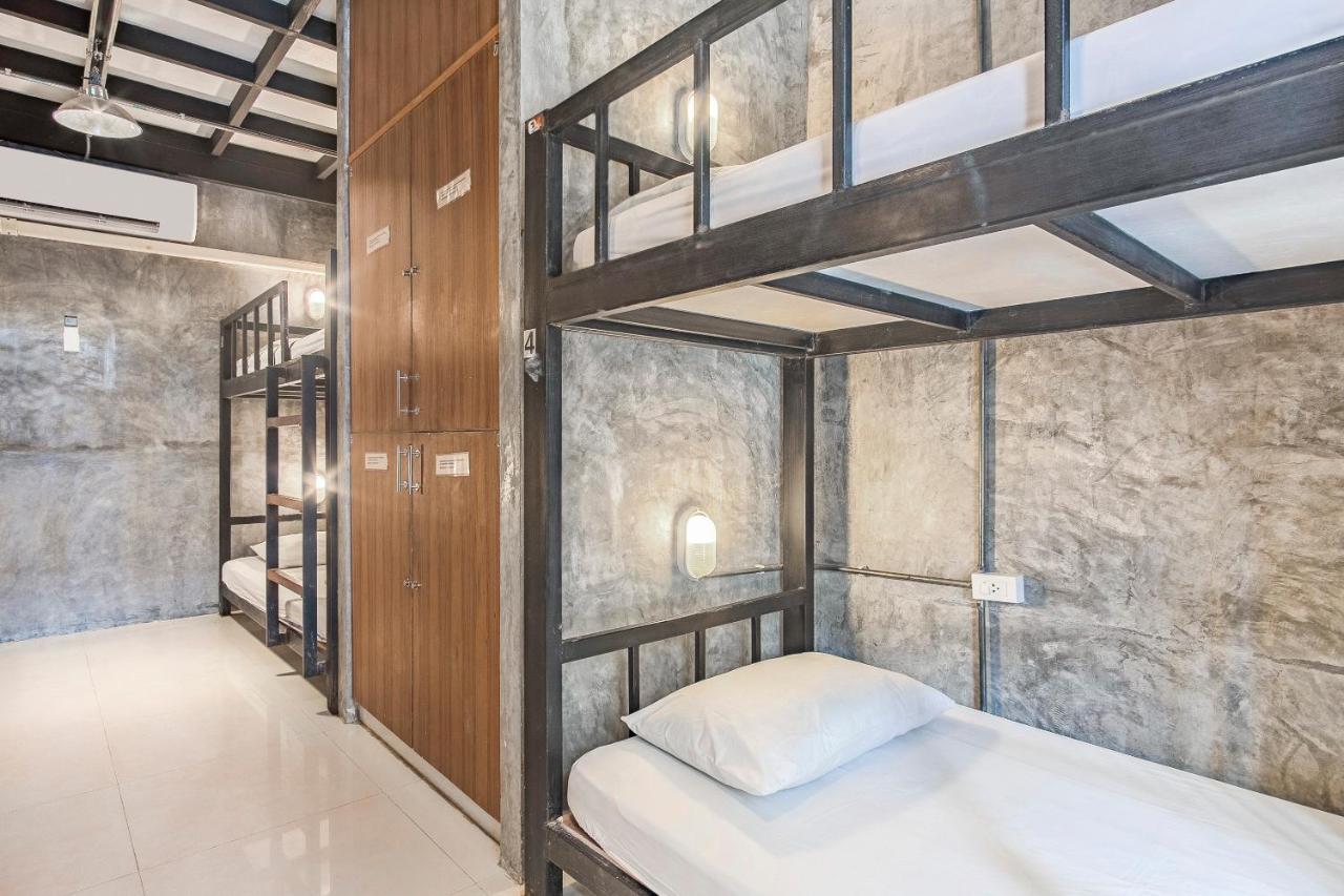 Oyo 585 Freedom Hostel @ Phi Phi Экстерьер фото