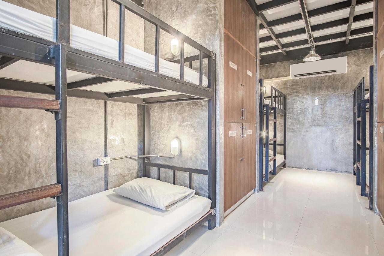 Oyo 585 Freedom Hostel @ Phi Phi Экстерьер фото