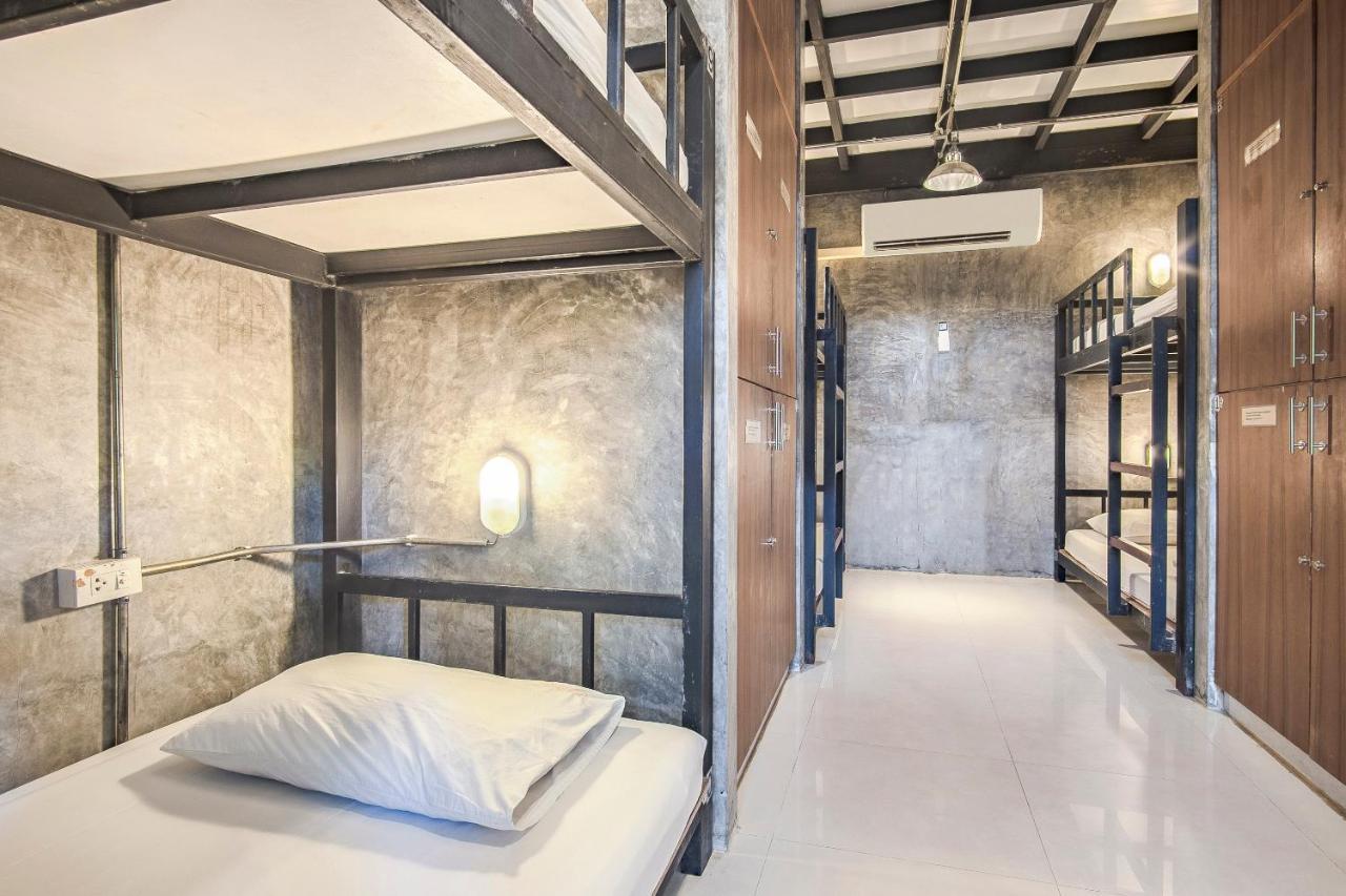 Oyo 585 Freedom Hostel @ Phi Phi Экстерьер фото